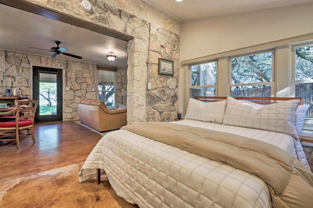 Blanco Riverfront Historic Home, 3 Mi To Downtown! Eksteriør bilde
