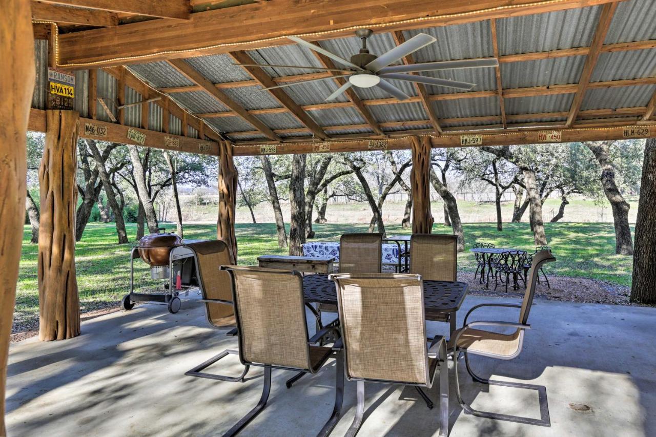Blanco Riverfront Historic Home, 3 Mi To Downtown! Eksteriør bilde