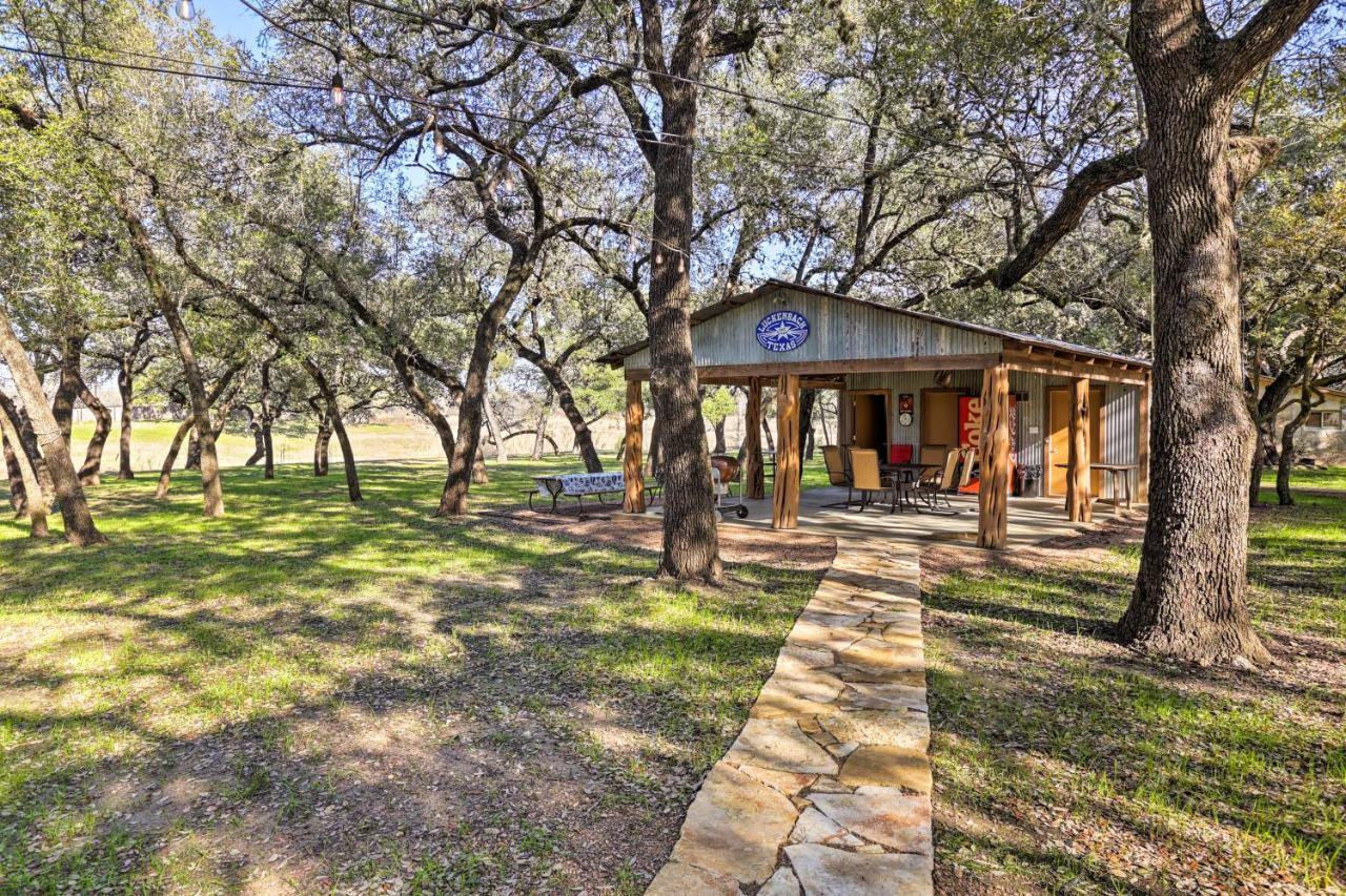 Blanco Riverfront Historic Home, 3 Mi To Downtown! Eksteriør bilde